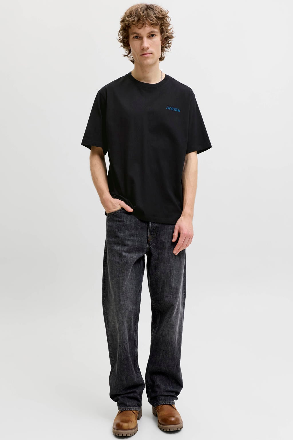 Zwarte heren JACK & JONES relaxed T-shirt van katoen met backprint, korte mouwen en ronde hals
