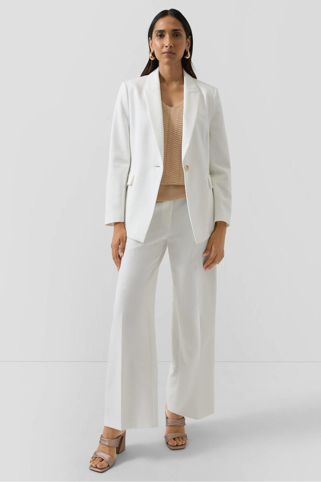 Camelkleurige dames s.Oliver BLACK LABEL top patroon van viscose met effen, korte mouwen en V-hals
