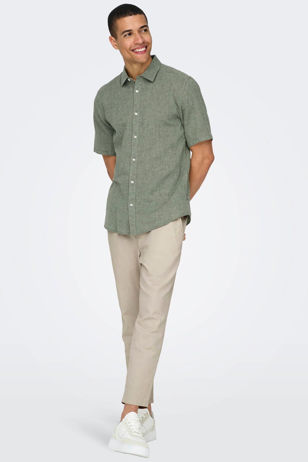 Groene heren ONLY & SONS slim casual overhemd van katoenlinnen met effen, korte mouwen en klassieke kraag