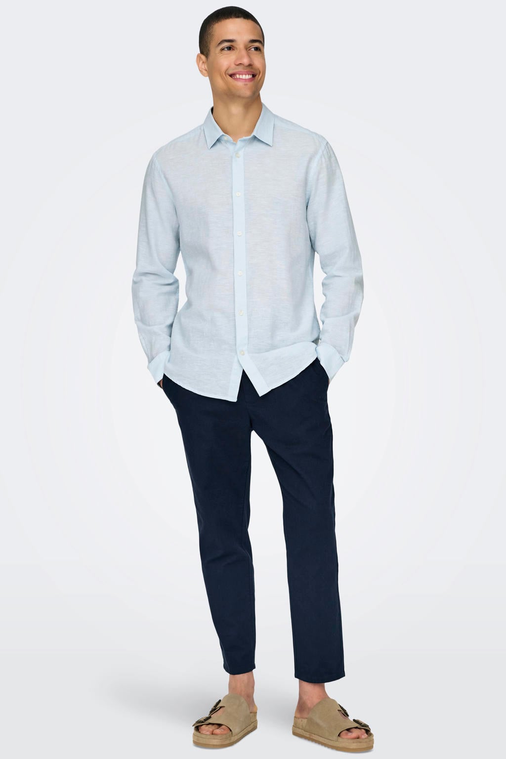 Lichtblauwe heren ONLY & SONS slim casual overhemd met effen, lange mouwen en klassieke kraag