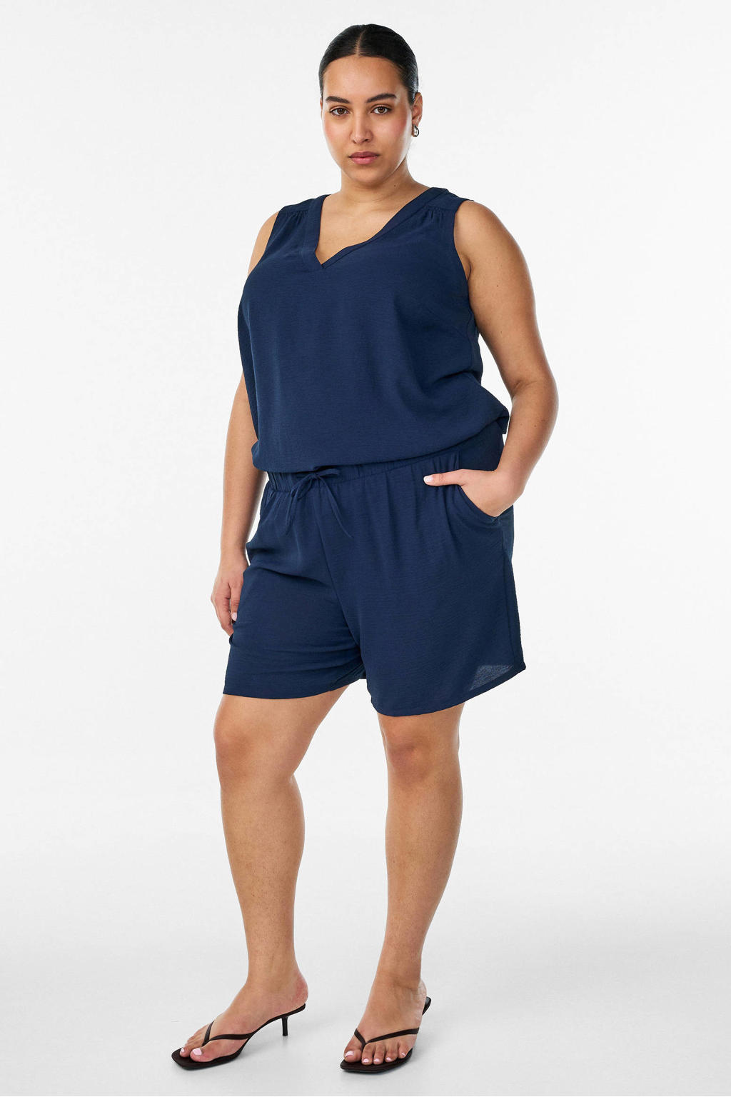 Donkerblauwe dames Zizzi regular waist casual short van polyester met loose fit, elastische tailleband en effen