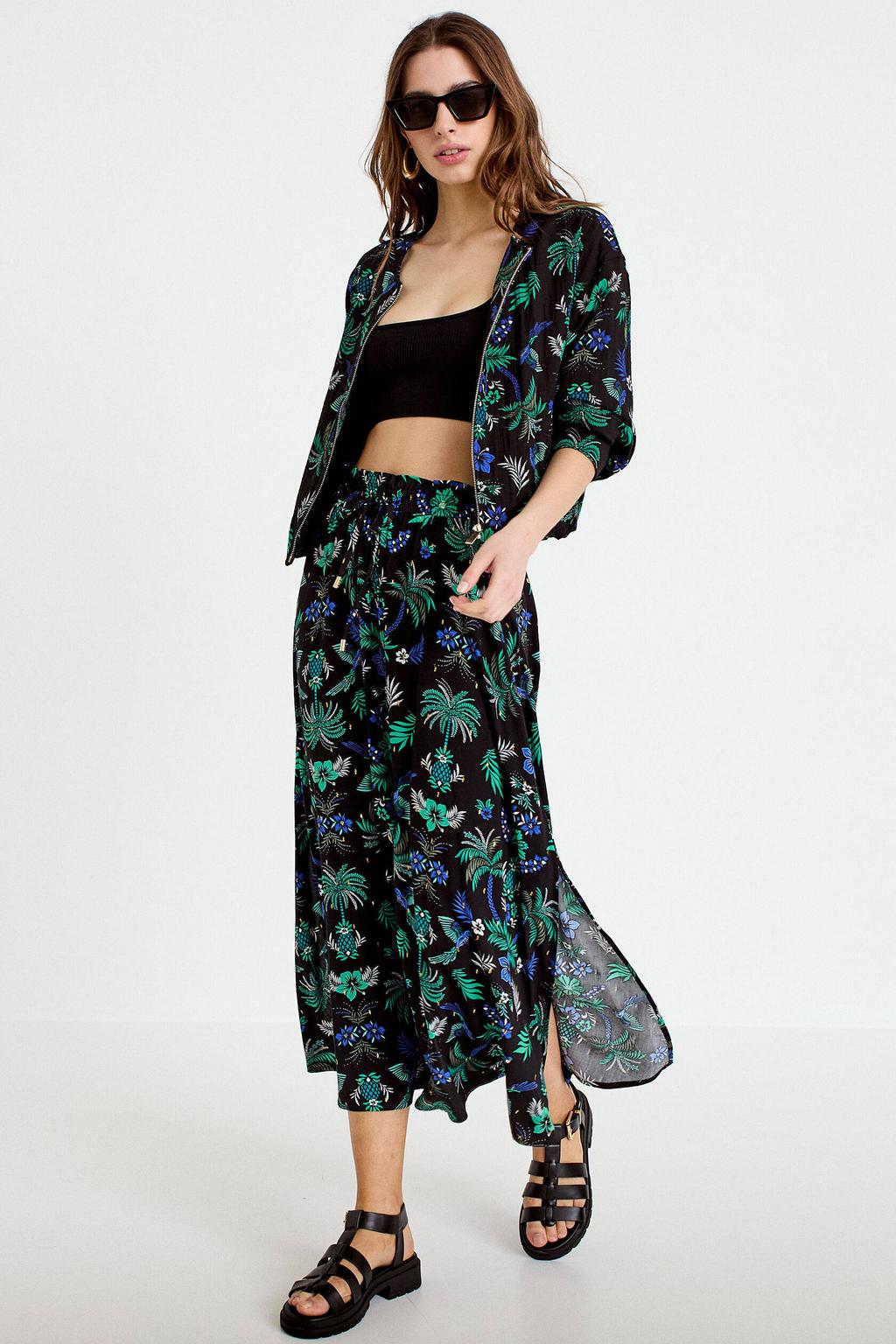 Zwart, groen en blauwe dames Cache Cache jasje van viscose met bladprint, lange mouwen en ronde hals