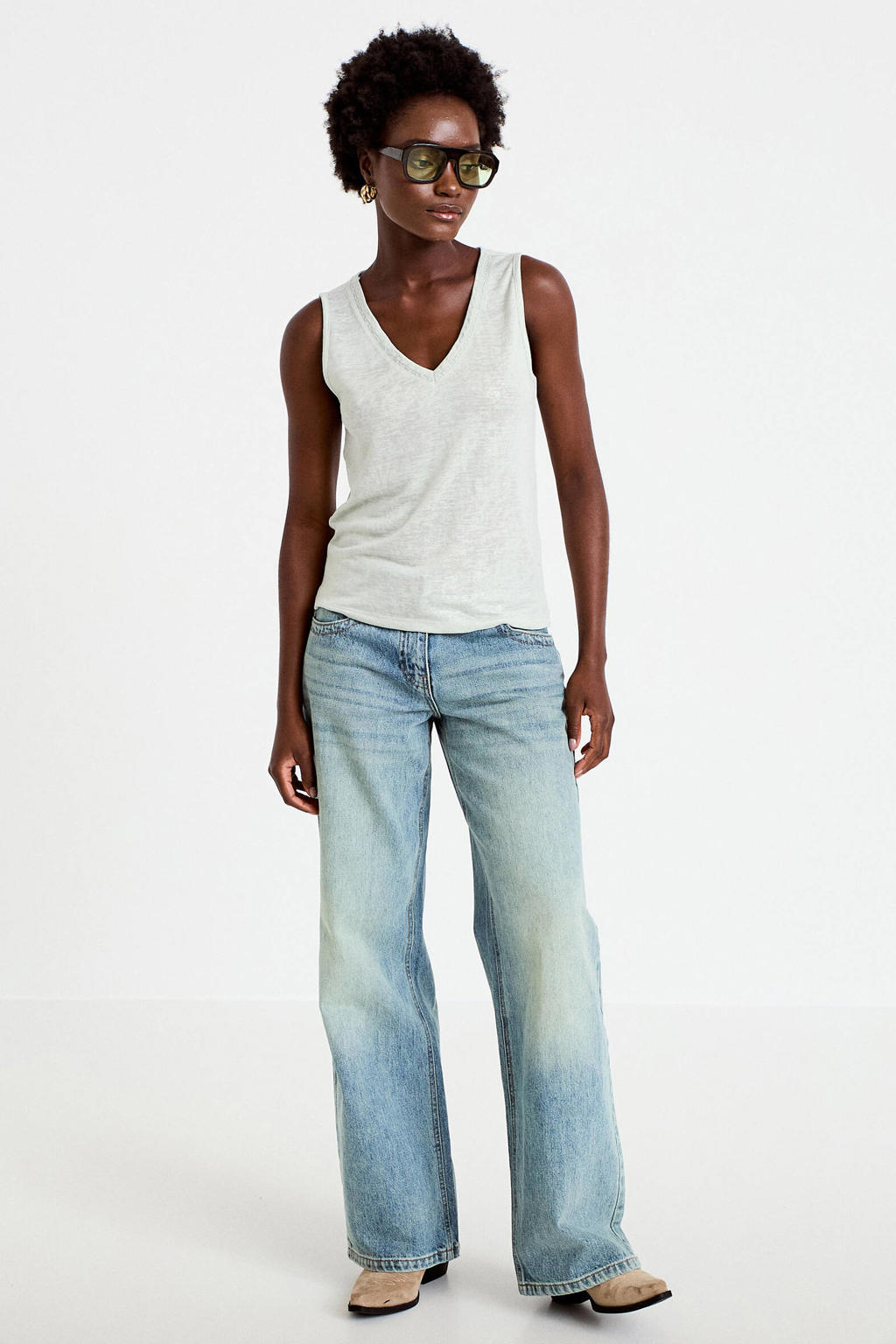 Lichtgrijze Cache Cache mouwloze top van viscose met effen en V-hals