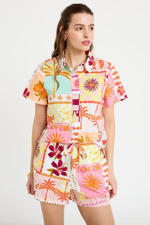 blouse wit