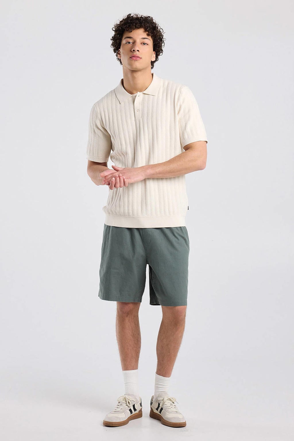 Witte heren America Today regular polo gebreid van katoen met effen, korte mouwen en knoopsluiting