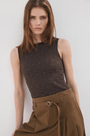 top met textuur donkerbruin