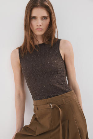 top met textuur donkerbruin