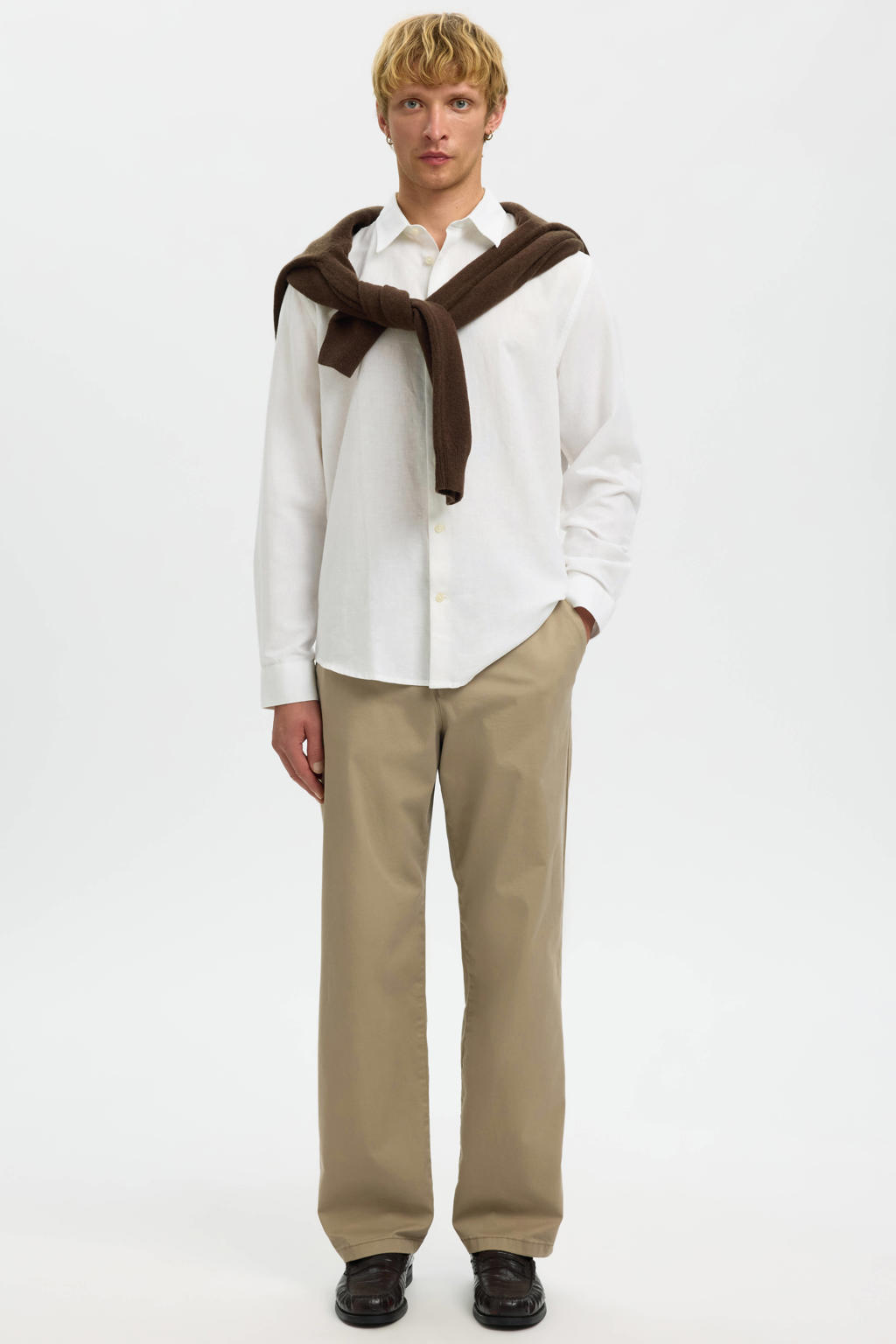 Witte heren Selected regular casual overhemd van linnen met effen, lange mouwen, klassieke kraag en knoopsluiting