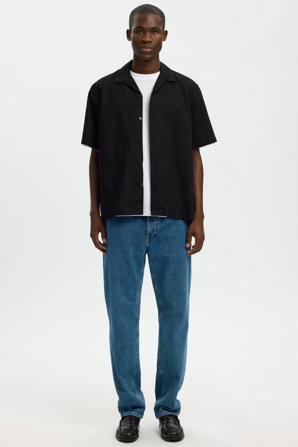 Zwarte heren Selected relaxed casual overhemd van linnen met effen, korte mouwen, reverskraag en knoopsluiting