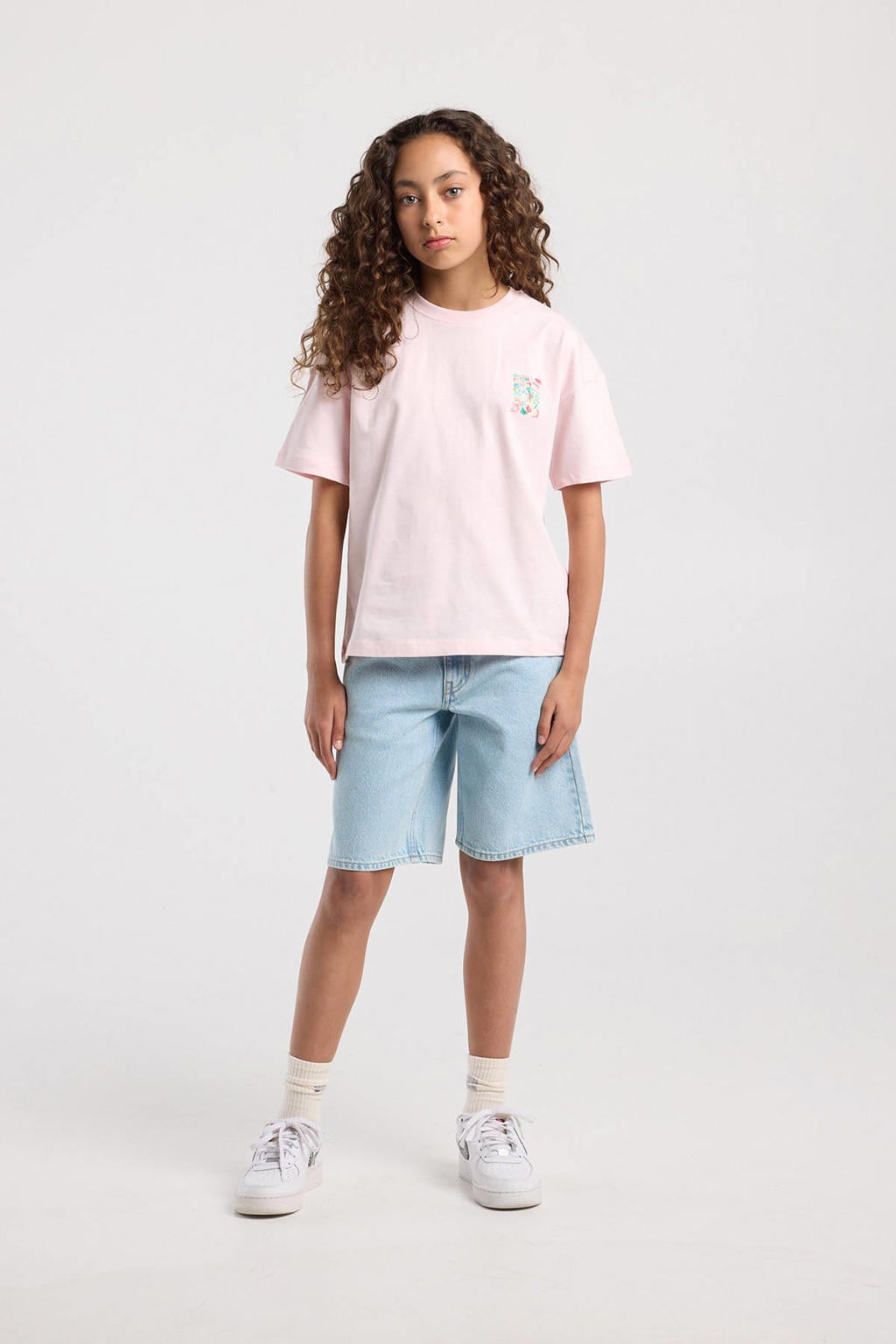 Lichtroze meisjes America Today T-shirt van katoen met backprint, korte mouwen en ronde hals