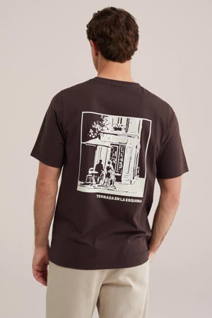 regular T-shirt met backprint bruin