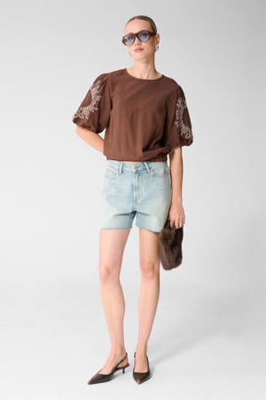 cropped top bruin