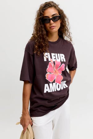 T-shirt bruin