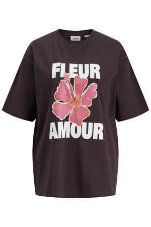T-shirt bruin