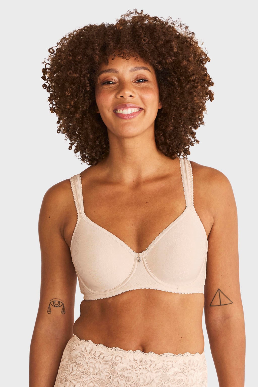 Swegmark voorgevormde T-shirt-bh met beugel Adorable beige