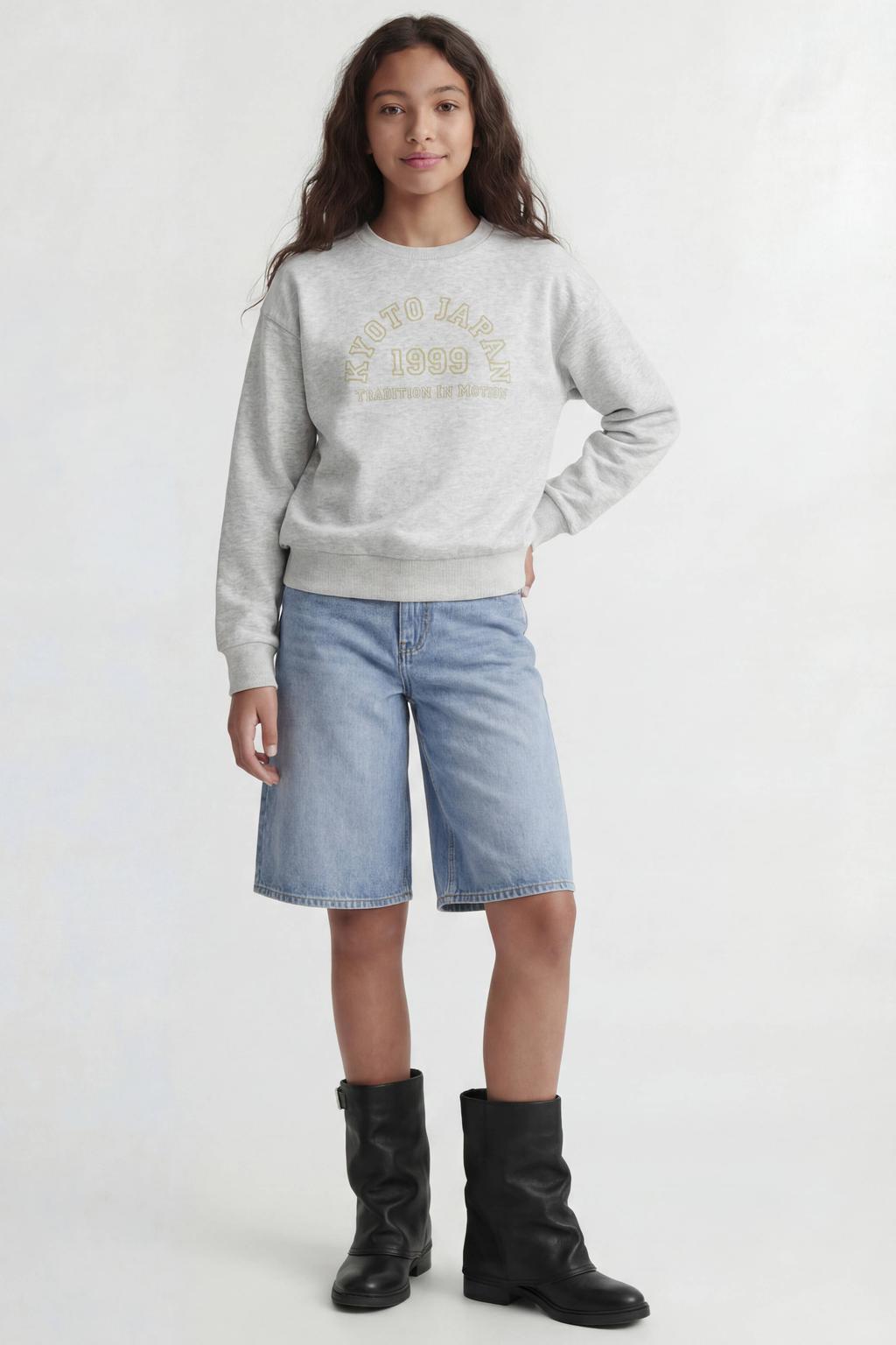 Grijs melange meisjes JJXX GIRL sweater met tekst print, lange mouwen, ronde hals en geribde boorden