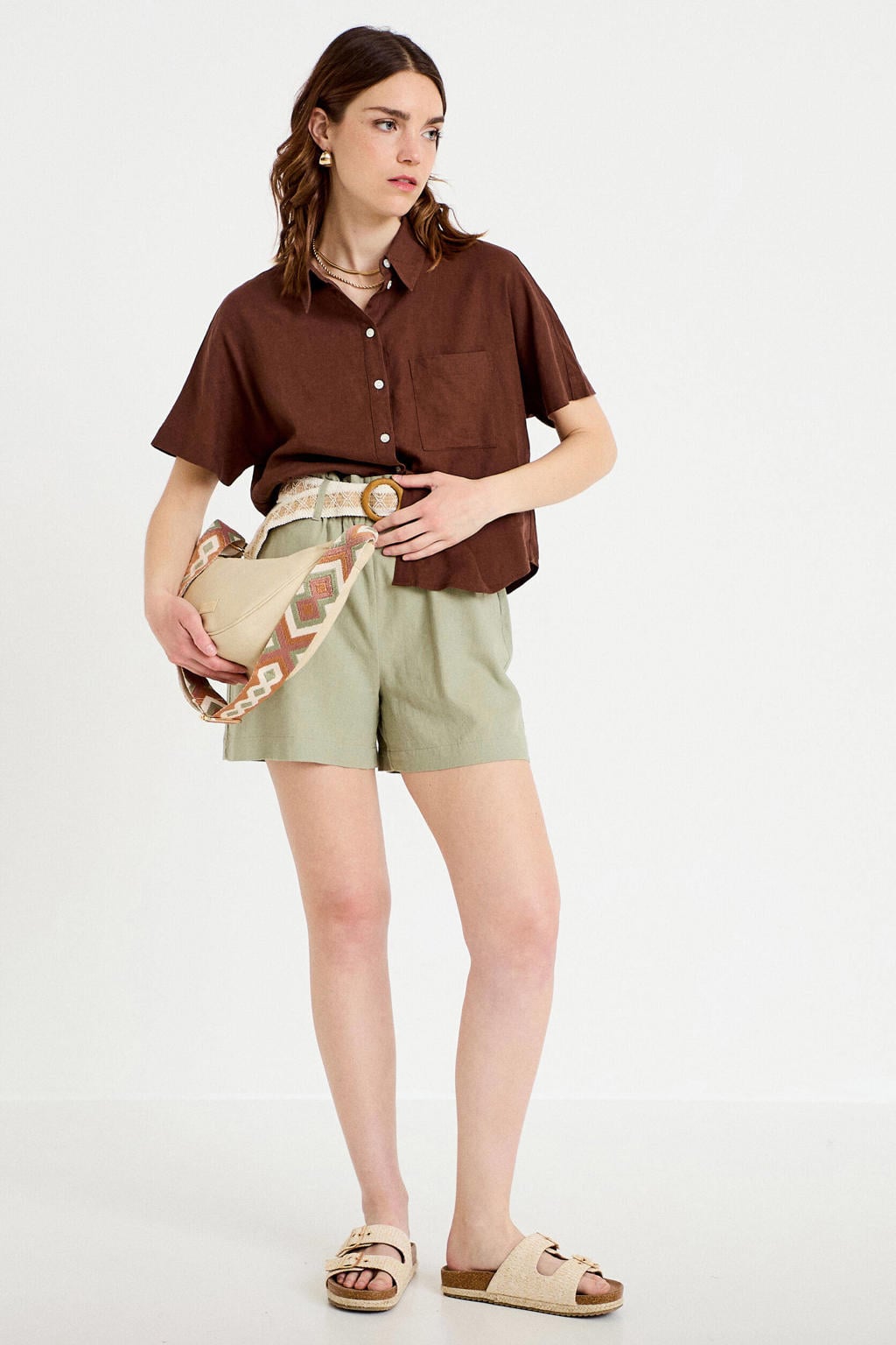 Grijsgroene dames Cache Cache regular high waist casual short groen van linnen met elastische tailleband en effen
