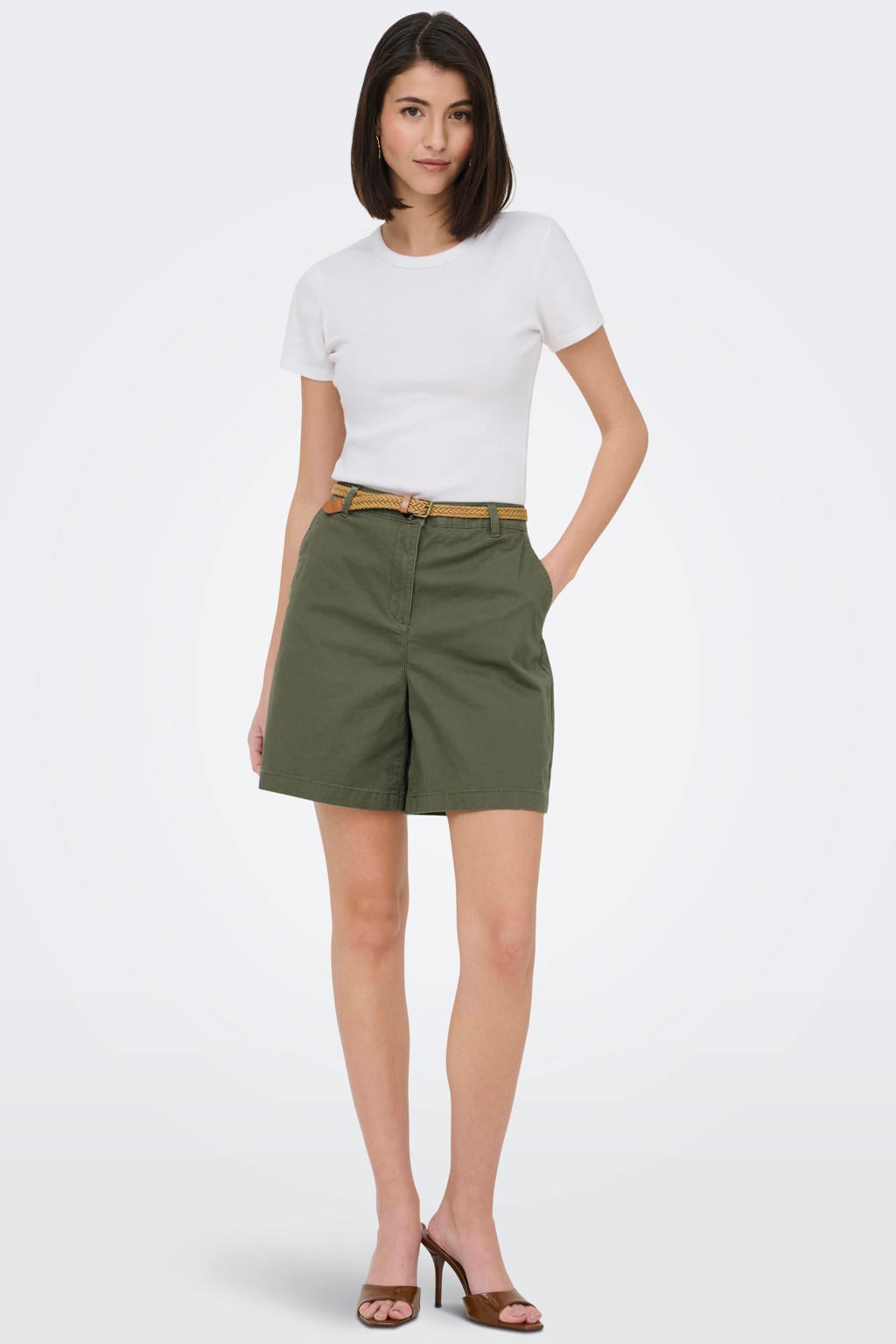 Olijfgroene dames JDY regular waist bermuda short van katoen met rits- en knoopsluiting en effen