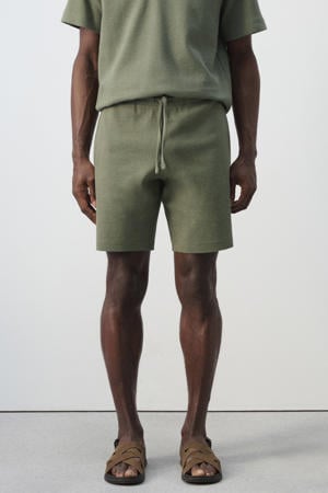 regular casual short groen