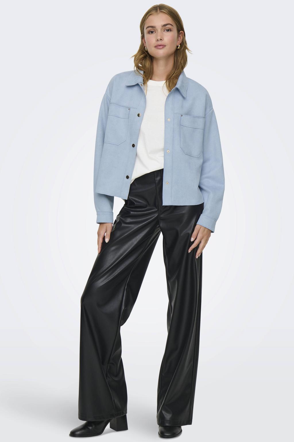 Lichtblauwe dames JDY blouse van polyester met effen, lange mouwen, klassieke kraag en drukknoopsluiting