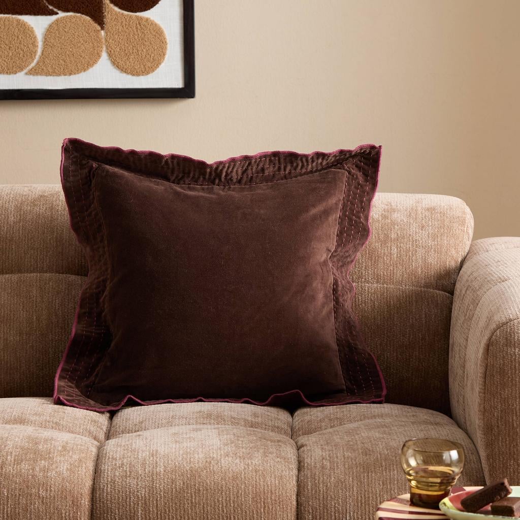 NOUS Living vierkante sierkussen Key 45x45 cm - donkerbruin/roze