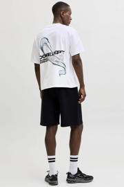 thumbnail: JACK & JONES CORE relaxed T-shirt met backprint wit