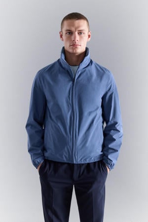 regenjas blauw
