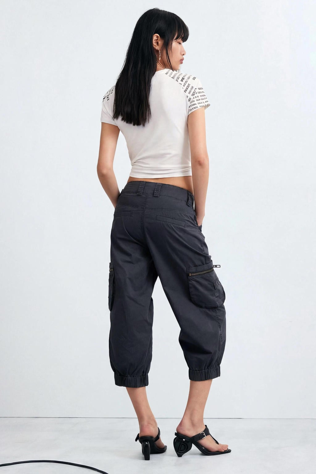 Antraciete dames Desigual relaxed fit cargobroek van katoen met regular waist, elastische tailleband met koord en effen