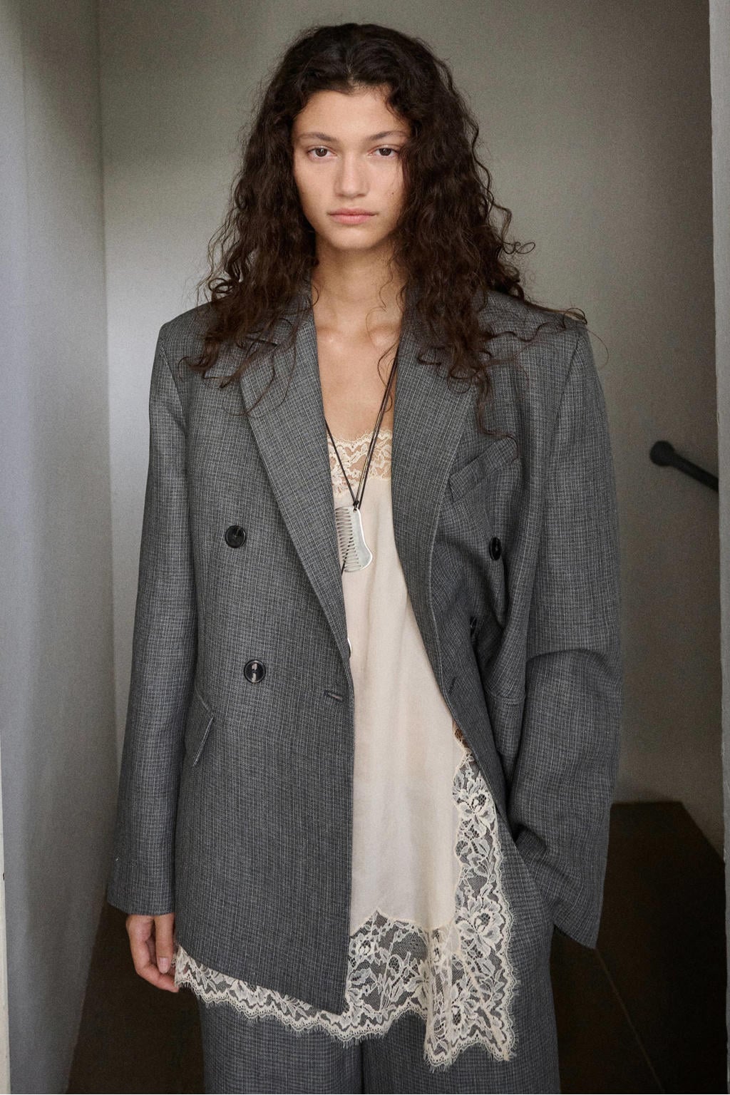 Grijze dames Mango oversized blazer van viscose met effen, lange mouwen, reverskraag en knoopsluiting