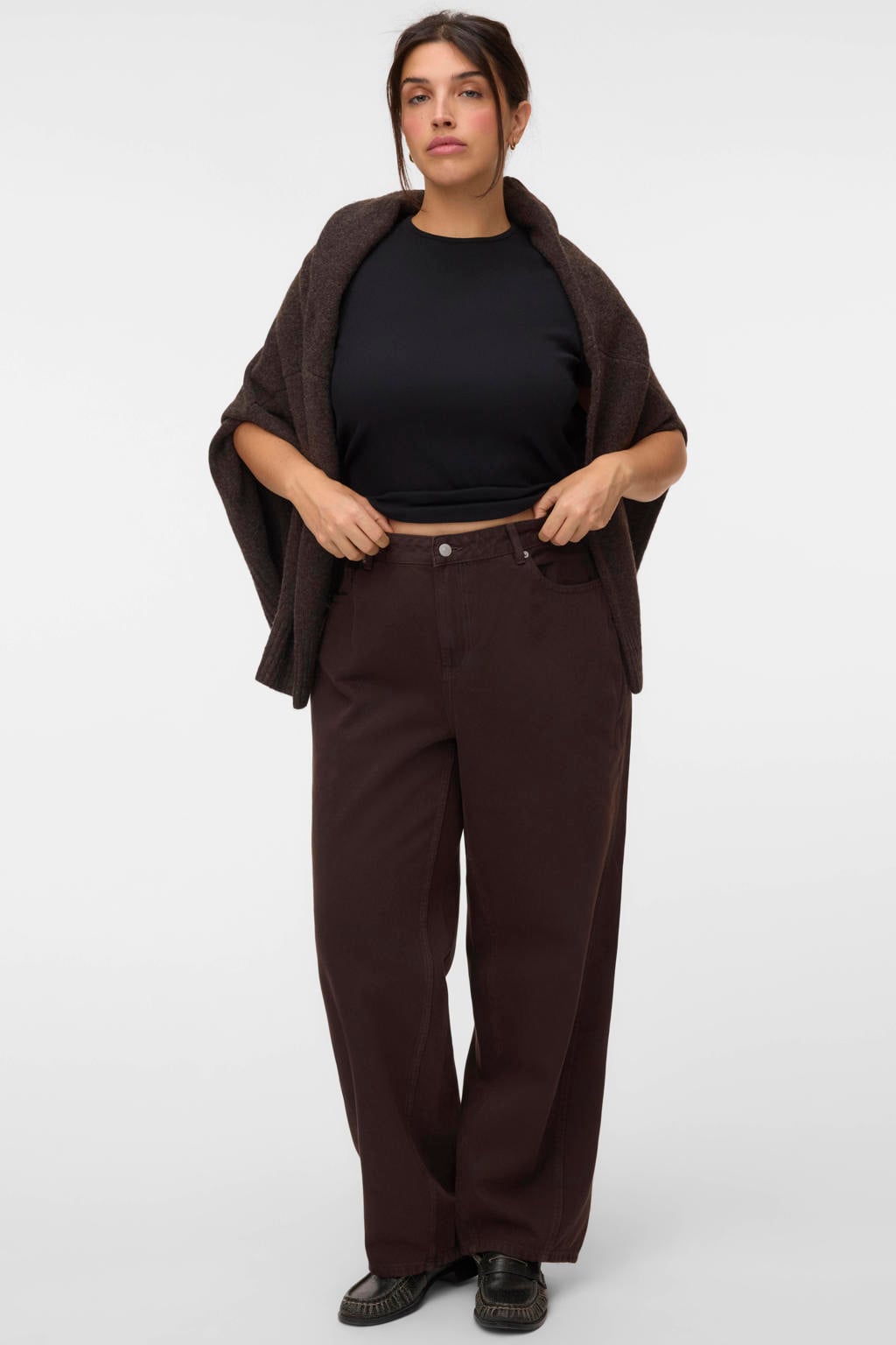 VERO MODA CURVE Plus Size cropped barrel jeans - donkerbruin