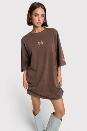 T-shirtjurk bruin