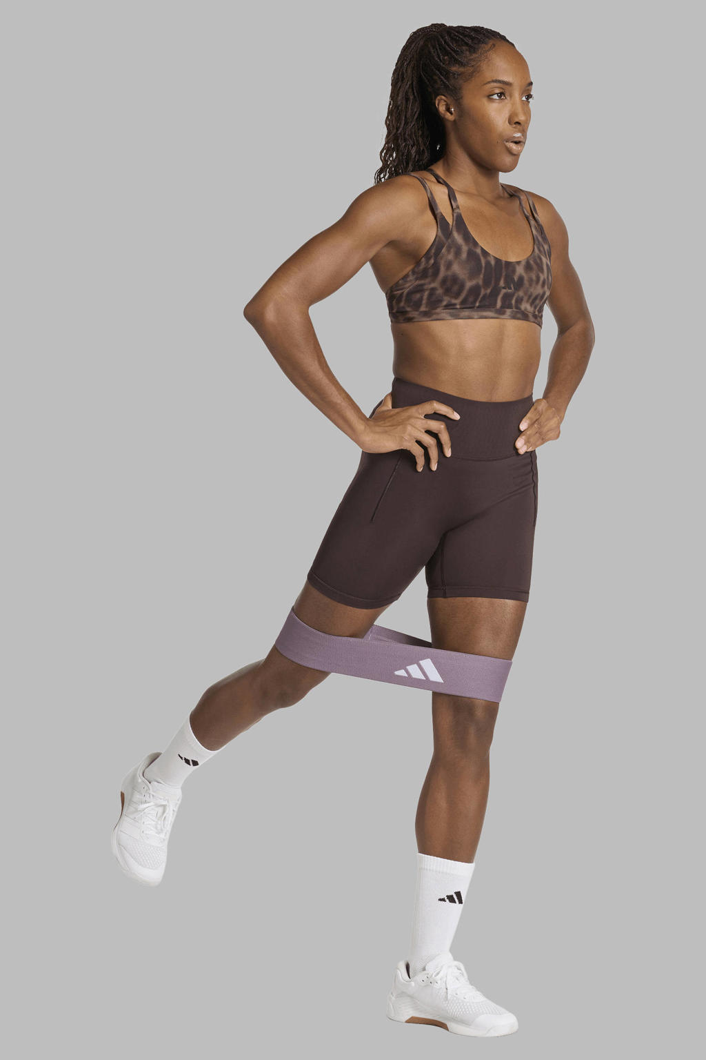 Bruine dames adidas Sportswear sportshort van polyester met slim fit en regular waist