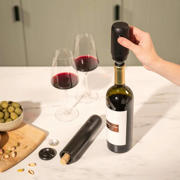 thumbnail: Vacu Vin Elektrische Wine Saver Vacuümpomp + 2 Doppen