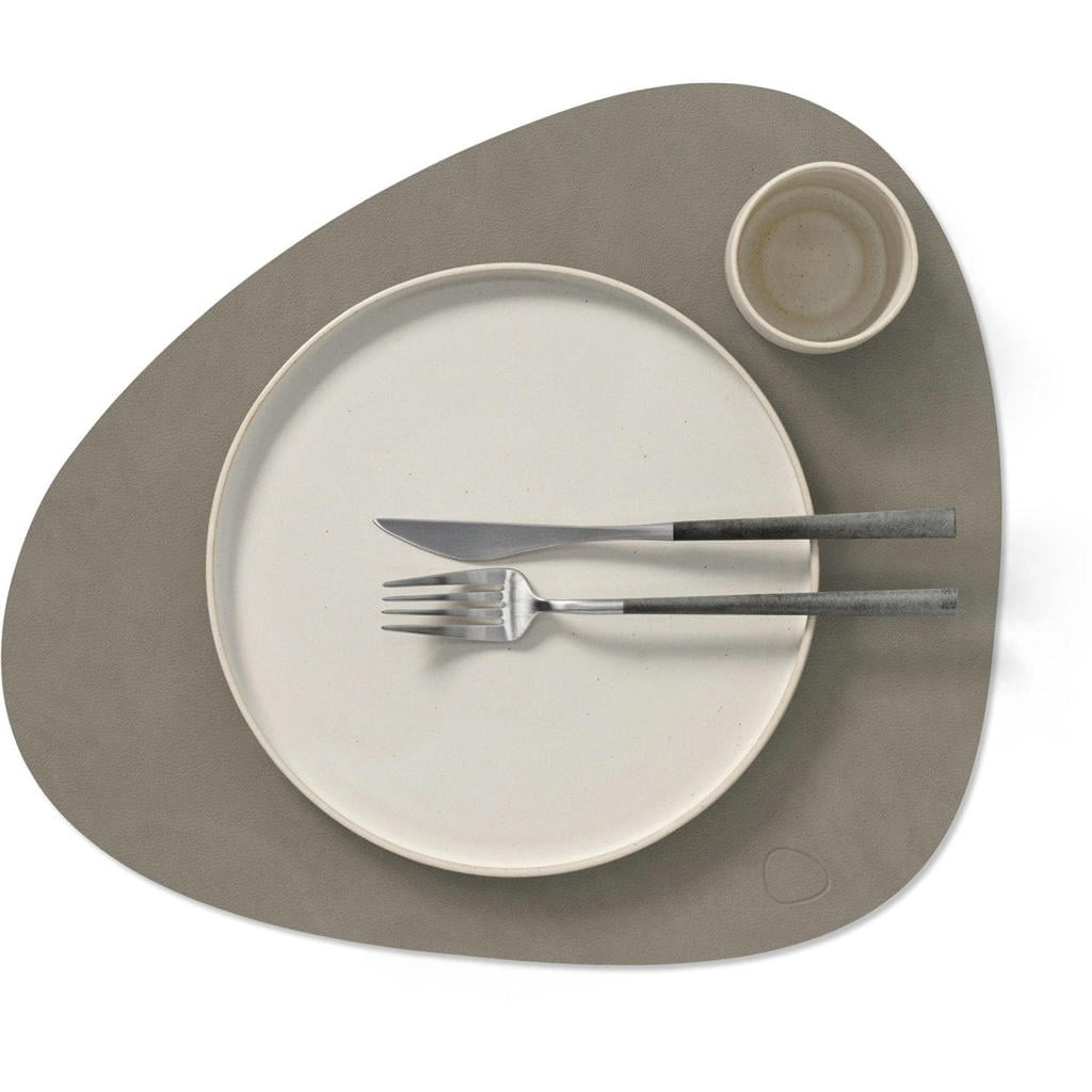 LIND DNA LIND DNA Placemats Nupo - Leer - Flint Grey - Curved - 44 x 37 cm - 2 Stuks