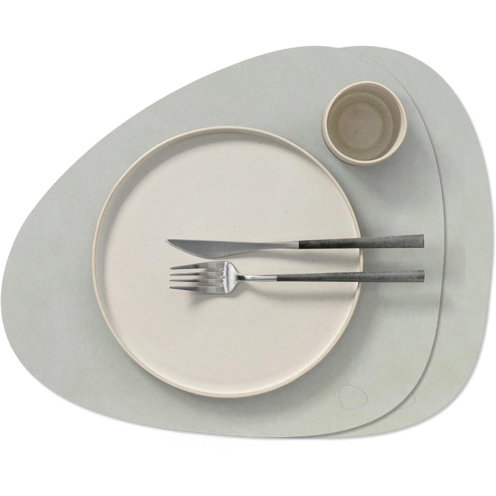 LIND DNA LIND DNA Placemats Nupo - Leer - Metallic - Curved - 44 x 37 cm - 2 Stuks