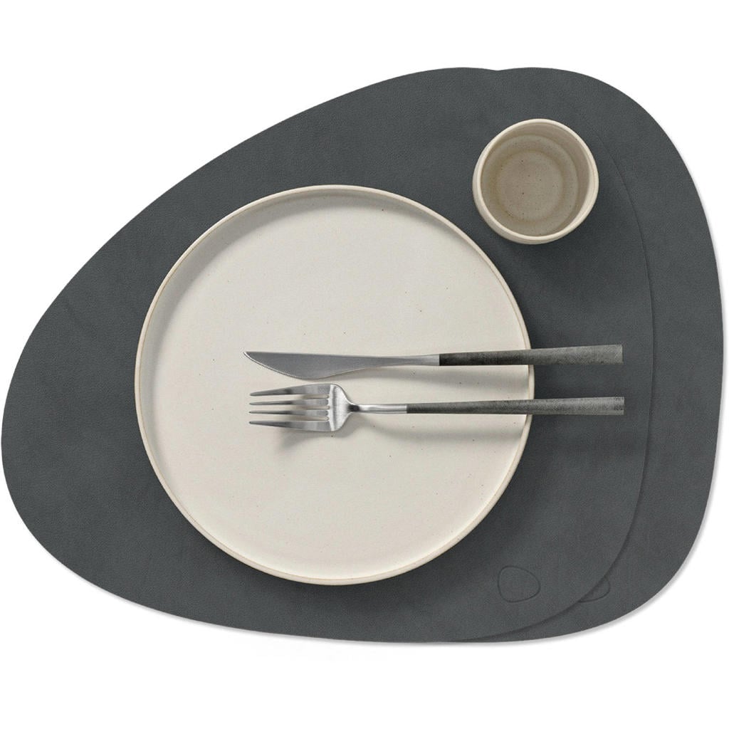 LIND DNA LIND DNA Placemats Nupo - Leer - Anthracite - Curved - 44 x 37 cm - 2 Stuks