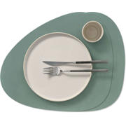 thumbnail: LIND DNA LIND DNA Placemats Nupo - Leer - Pastel Green - Curved - 44 x 37 cm - 2 Stuks