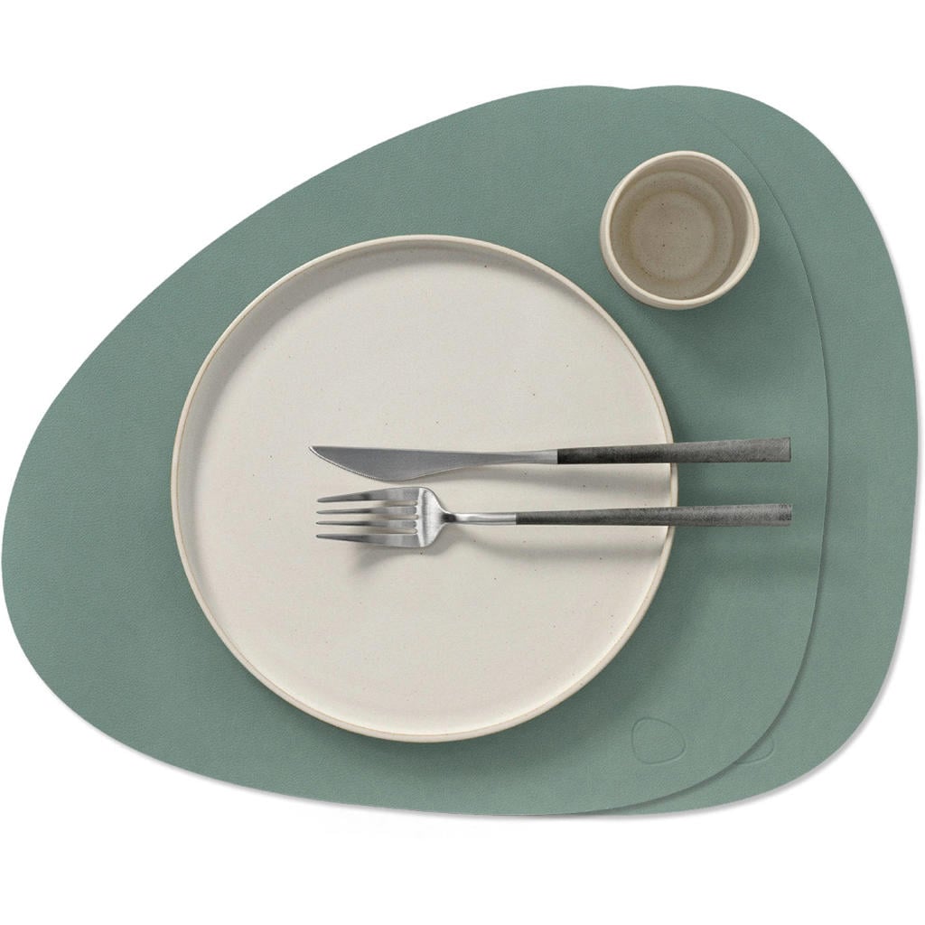 LIND DNA LIND DNA Placemats Nupo - Leer - Pastel Green - Curved - 44 x 37 cm - 2 Stuks