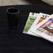 thumbnail: Giga Meubel Salontafel Nara - Organisch - Zwart - Mangohout - 110cm