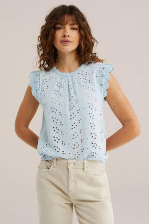 top broderie lichtblauw