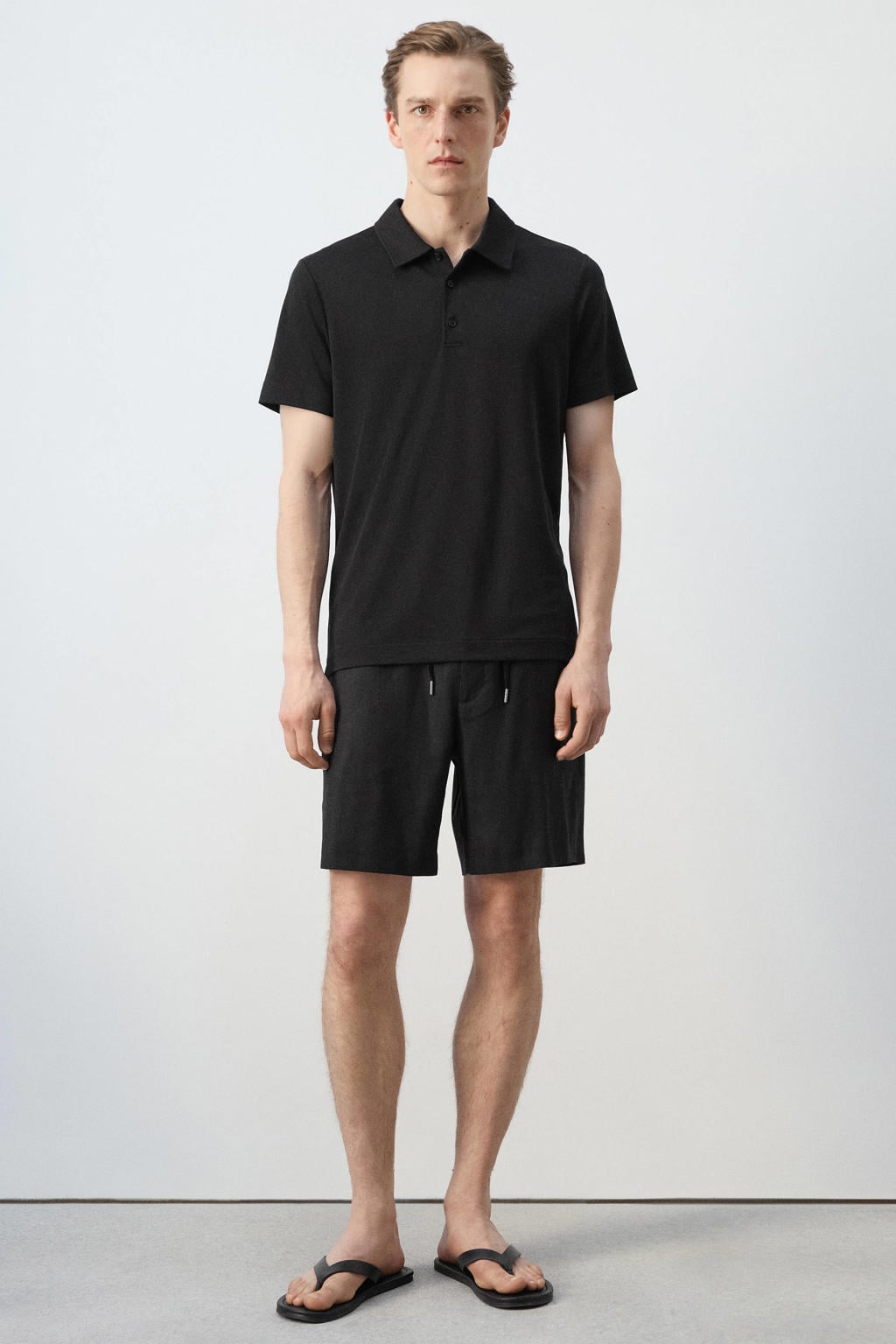 Zwarte heren Mango Man slim polo van viscose met effen en korte mouwen