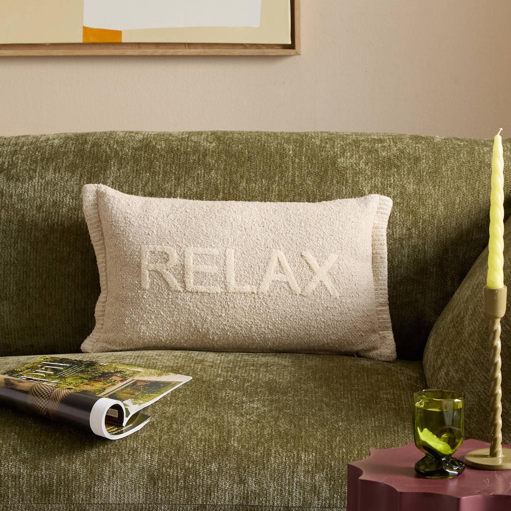 NOUS Living rechthoekige katoenen sierkussen Jurre met tekst 30x50 cm - beige/wit