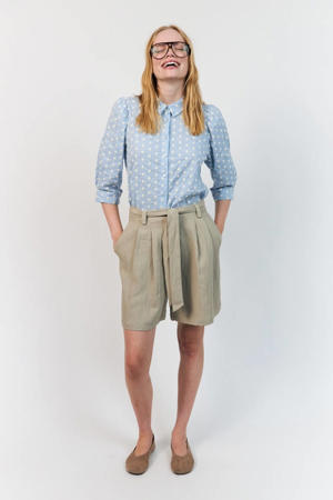high waist regular fit chino short met ceintuur - groen