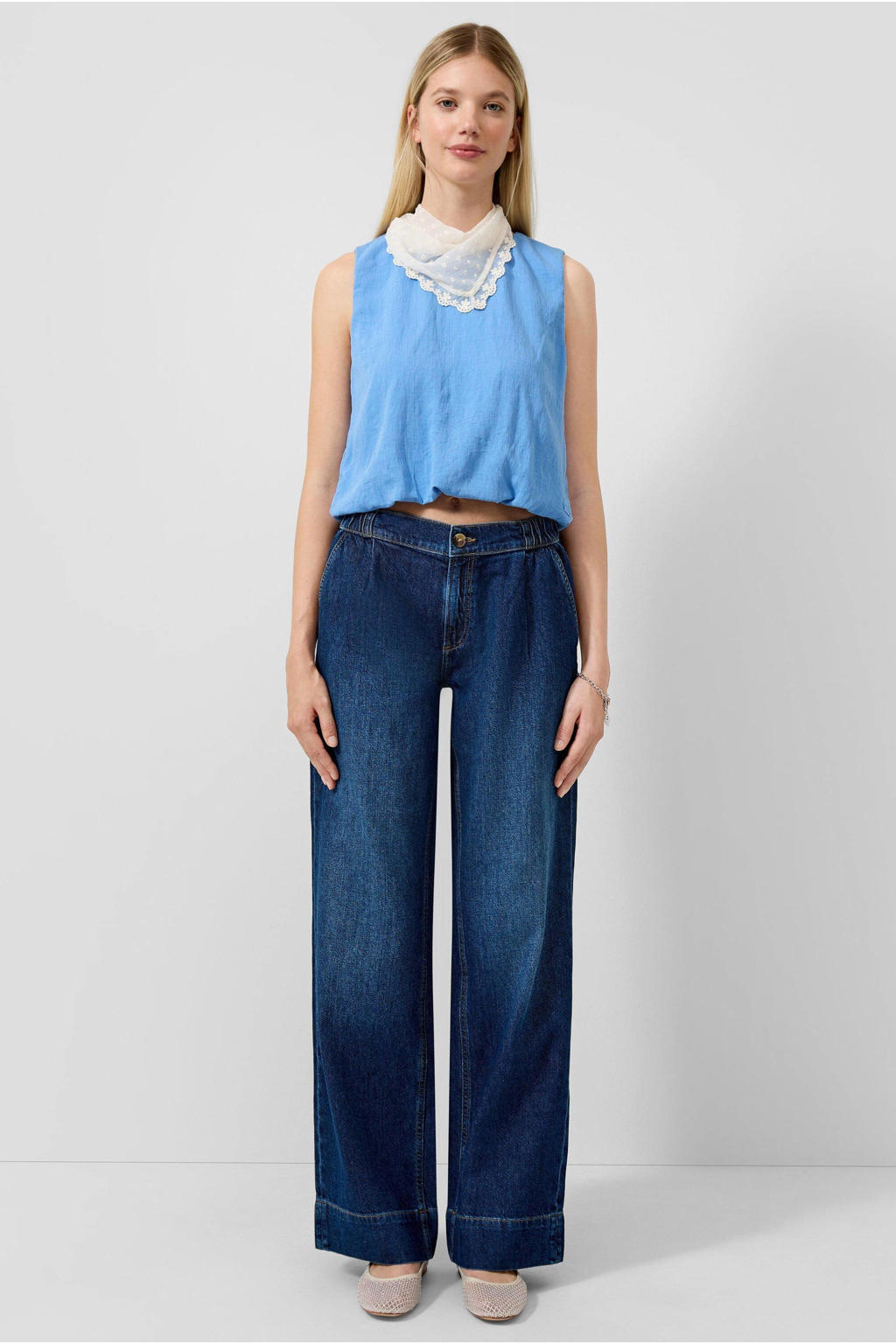 Lichtblauwe dames QS top van viscose met effen, ronde hals en textuur