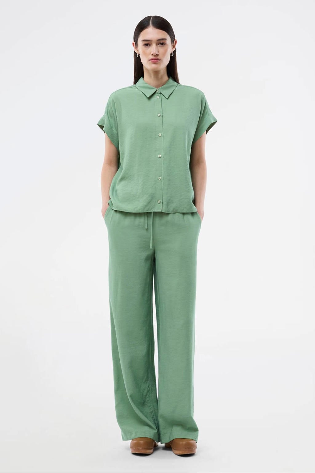 Groene dames Modström blouse van viscose met effen, korte mouwen, klassieke kraag en knoopsluiting
