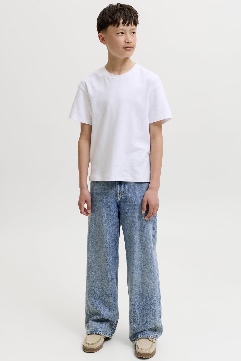 Medium blue denim jongens JACK & JONES JUNIOR wide leg jeans mediumblauw van denim met high waist, rits- en knoopsluiting en effen