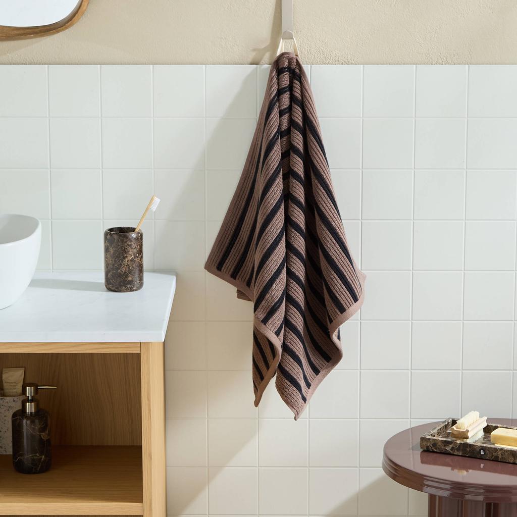 NOUS Living katoenen handdoek 50x100 cm - bruin