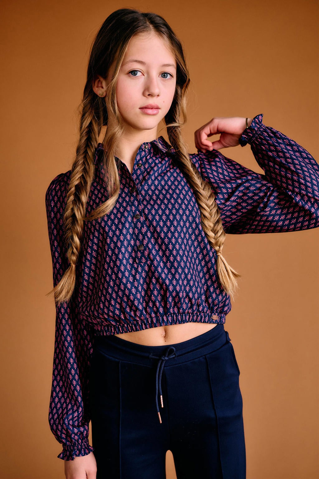 Donkerblauw en donkerrode meisjes NoBell’ blousetop van polyester met lange mouwen, klassieke kraag, drukknoopsluiting en elastische boord