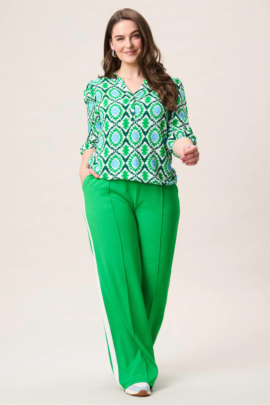 Groen, blauw en ecru dames Miss Etam Plus blouse van viscose met driekwart mouwen, mao kraag en knoopsluiting