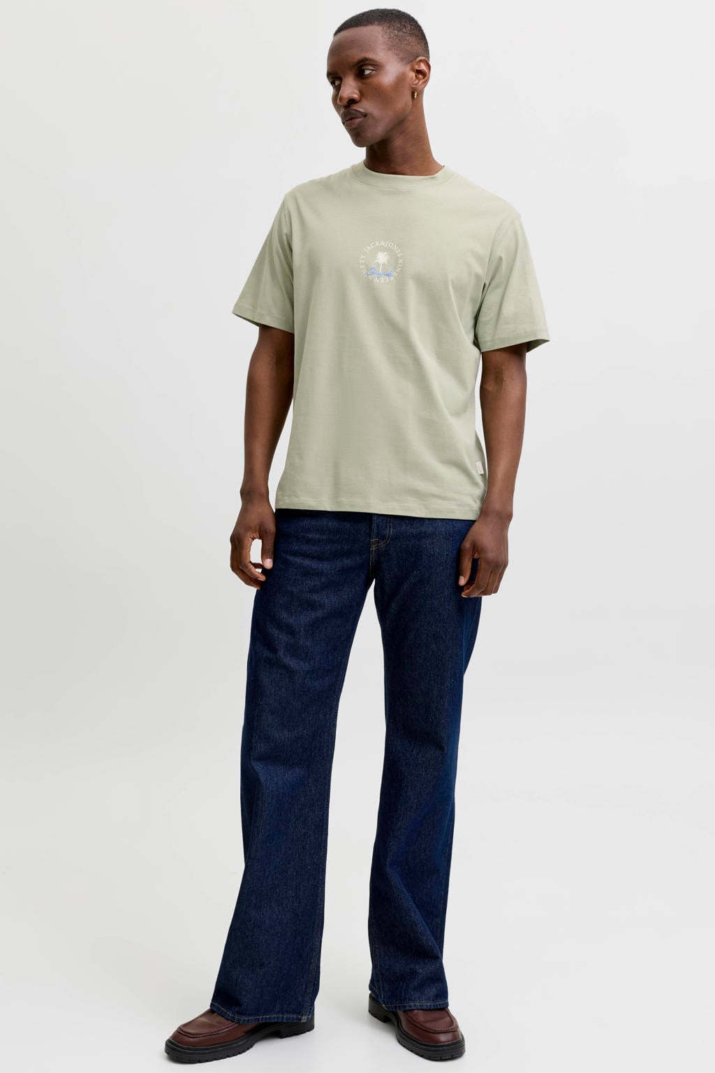 Lichtgroene heren JACK & JONES ORIGINALS relaxed T-shirt van katoen met printopdruk, korte mouwen en ronde hals